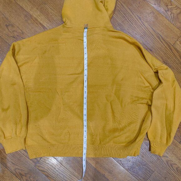 Obey mustard hoodie sweater with grey bunny rabbit - Picture 5 of 7